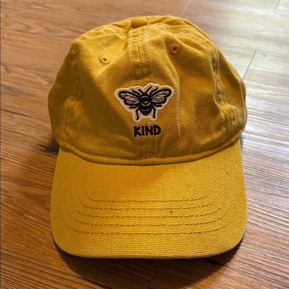 Accessories - Yellow Bee Embroidered Cap